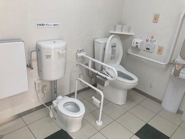多機能トイレ