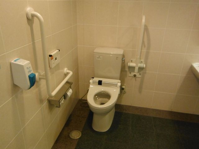多機能トイレ