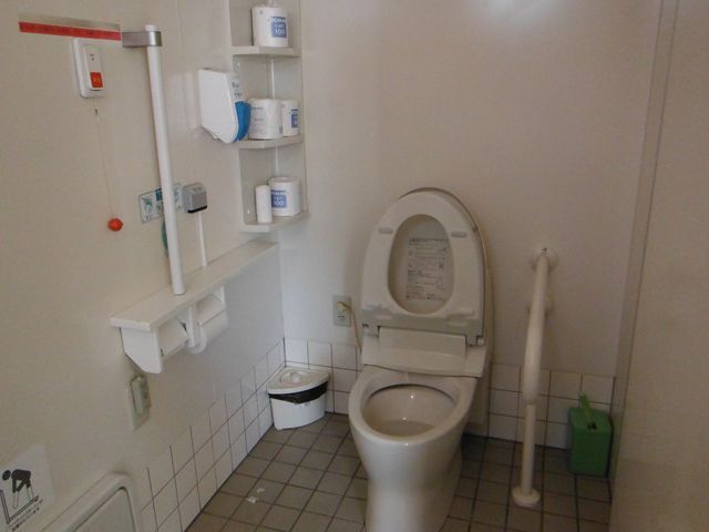 多機能トイレ