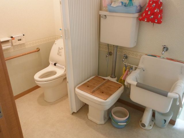 多機能トイレ