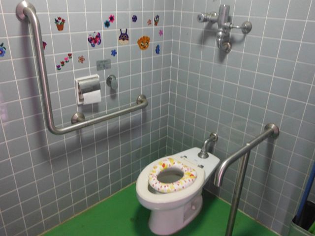 多機能トイレ