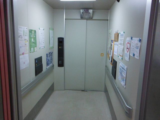 エレベーター