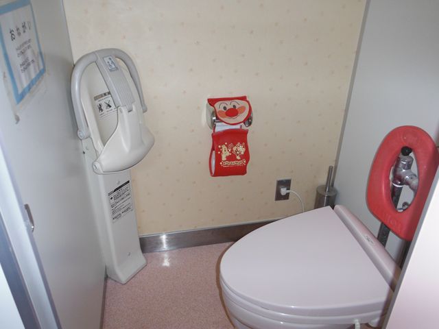 多機能トイレ