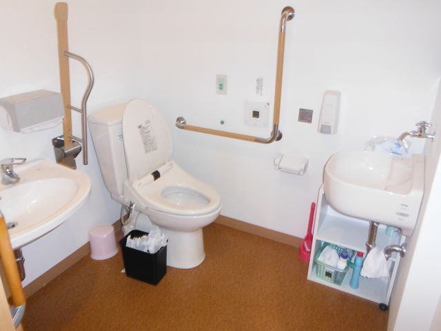 多機能トイレ