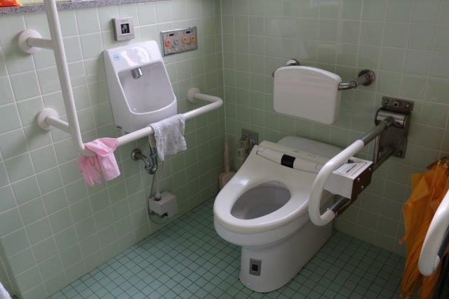 多機能トイレ