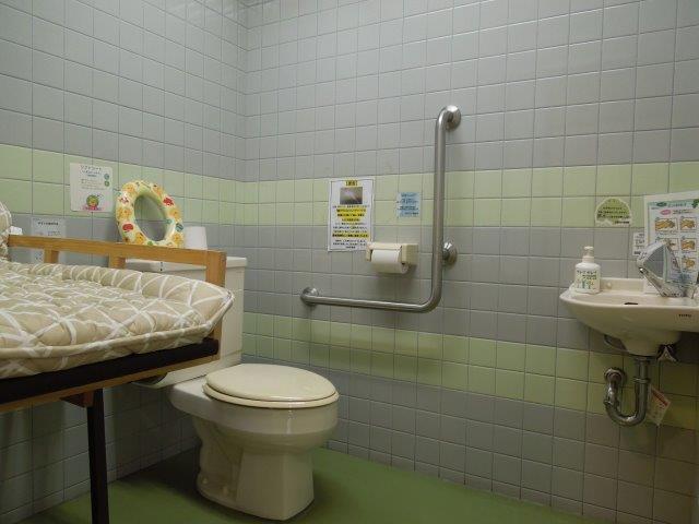 多機能トイレ