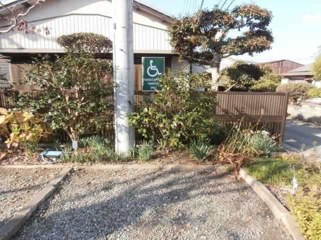 車いすマーク駐車場