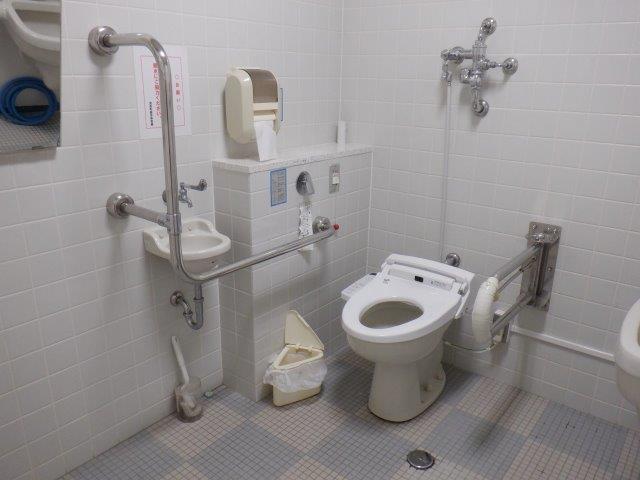 多機能トイレ
