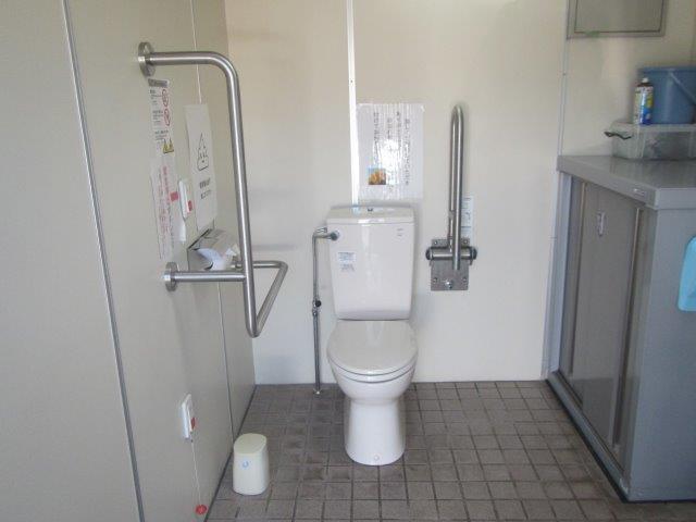 多機能トイレ