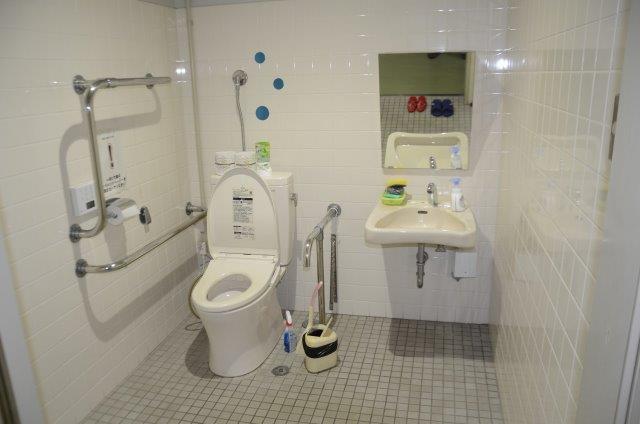多機能トイレ