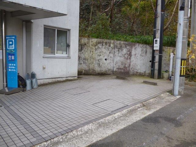 車いすマーク駐車場