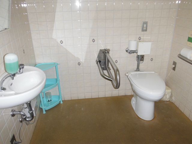 多機能トイレ