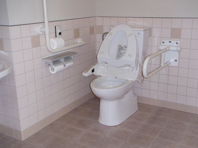 多機能トイレ