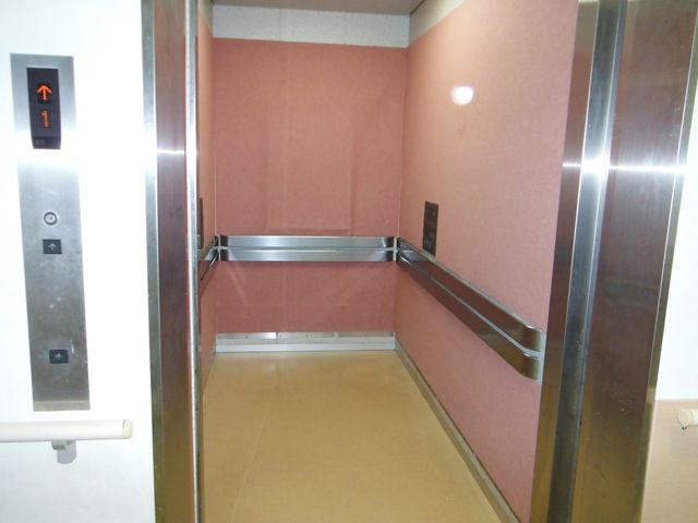 エレベーター