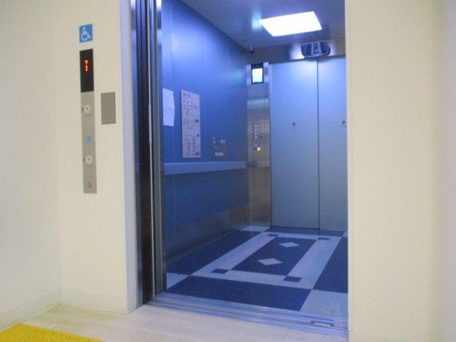 エレベーター