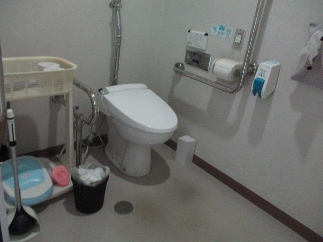 多機能トイレ