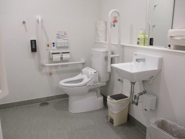 多機能トイレ