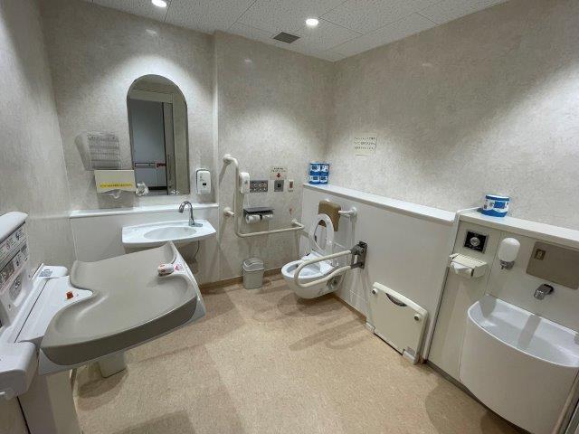 多機能トイレ
