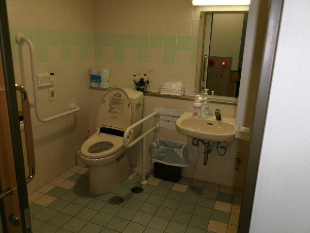 多機能トイレ