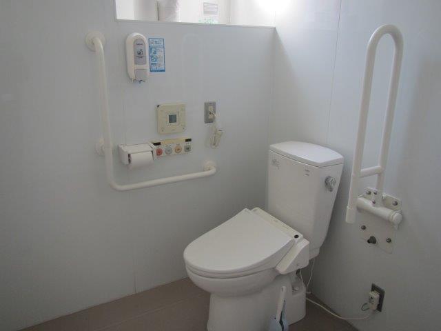 多機能トイレ