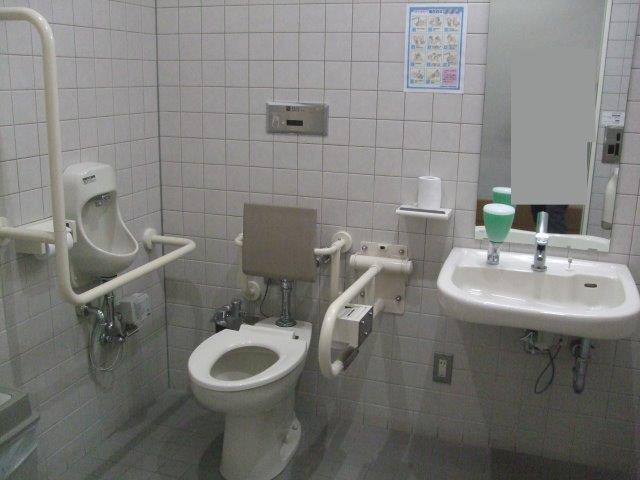 多機能トイレ