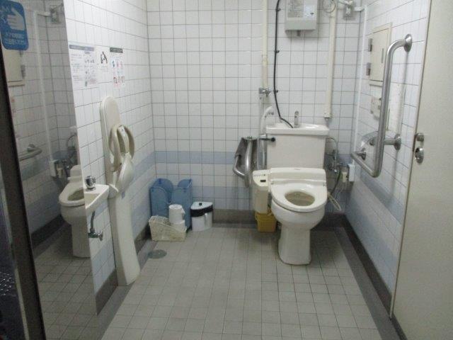 多機能トイレ