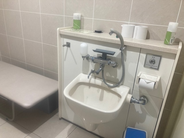 オストメイト対応